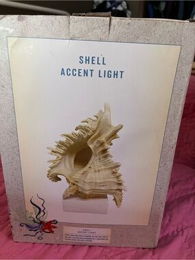 Cracker Barrel Beige Shell Accent Light New
